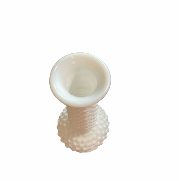 Vintage Brody Co White Milk Glass Vase. - Picture 2 of 5